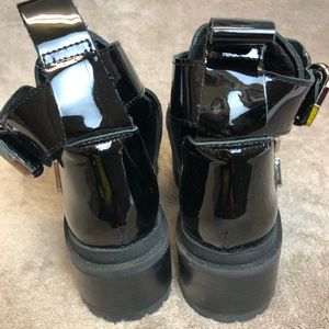 jeffrey campbell maxx platform boot